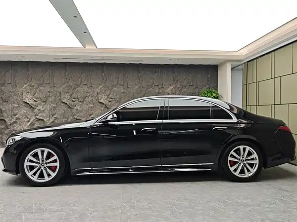Mercedes-Benz S-Class 2022