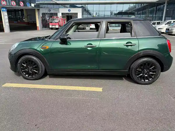 MINI 2016