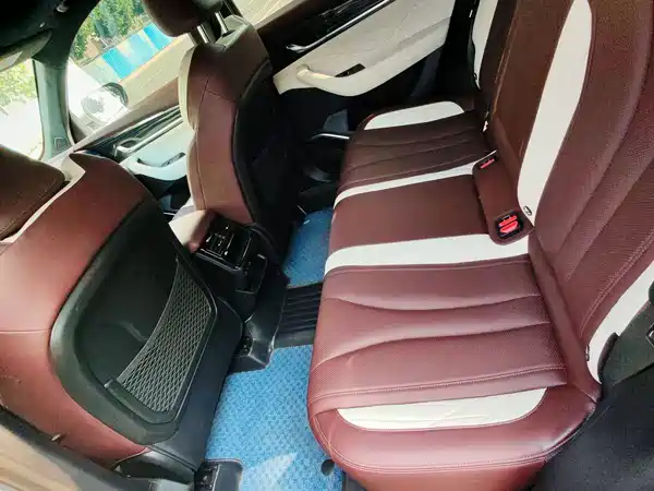 Geely Xingyue L 2022
