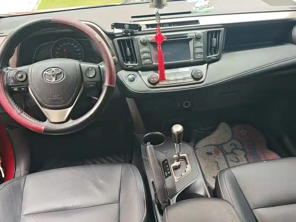Toyota RAV4 2013