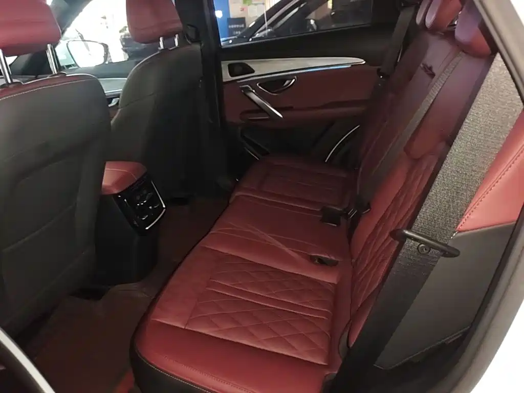 Jetour X70 PLUS 2023 — фото 17