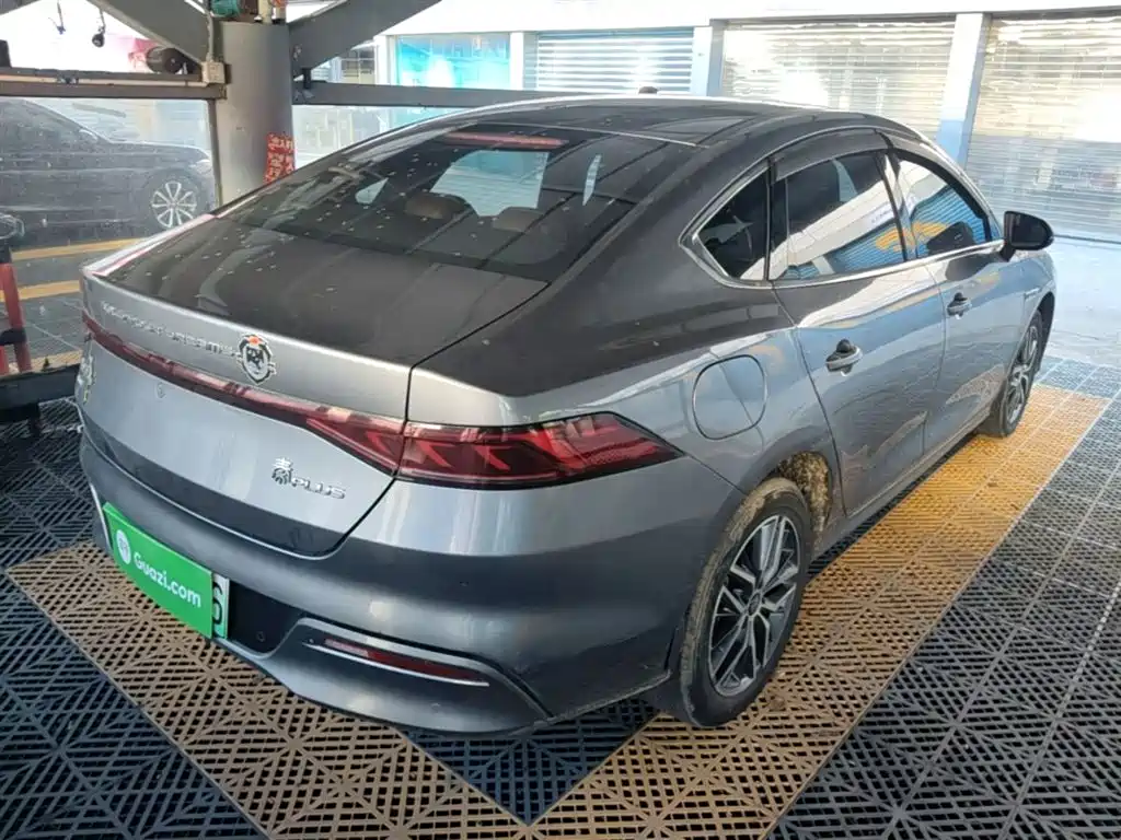 BYD Qin PLUS 2023 — фото 7