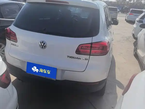 Volkswagen Tiguan 2015