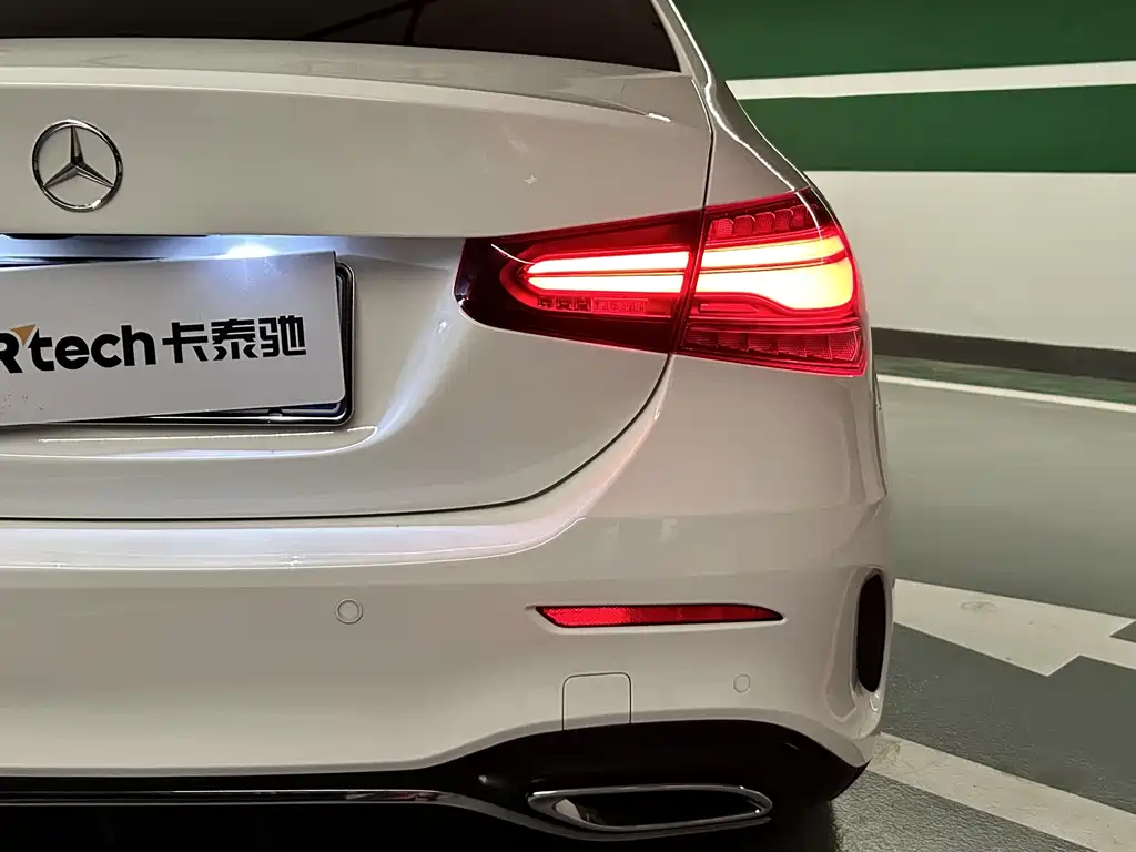 Mercedes-Benz A-Class 2024 — фото 16