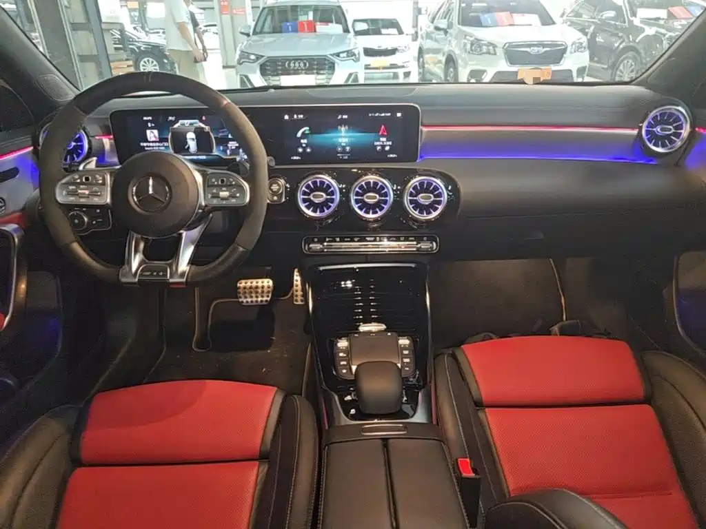 Mercedes-Benz A-Class AMG 2021 — фото 10