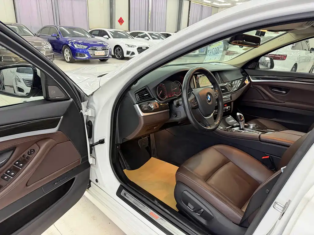 BMW 5 Series 2016