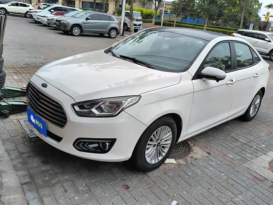 Ford Escort 2016