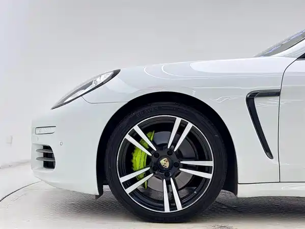 Porsche Panamera 2014