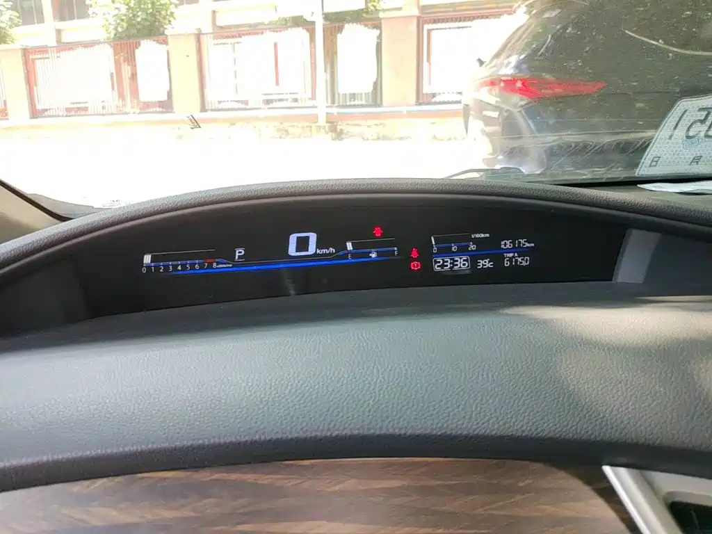 Honda Jade 2018 — фото 12