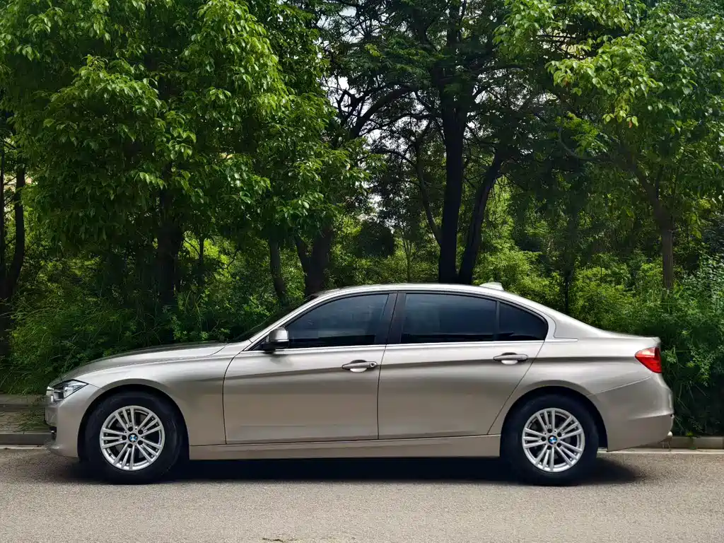 BMW 3 Series 2015 — фото 8
