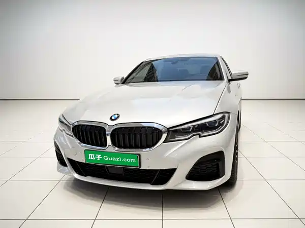 BMW 3 Series 2022