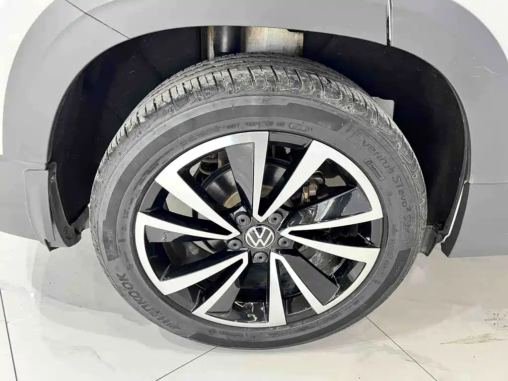 Volkswagen Tharu 2022 — фото 19