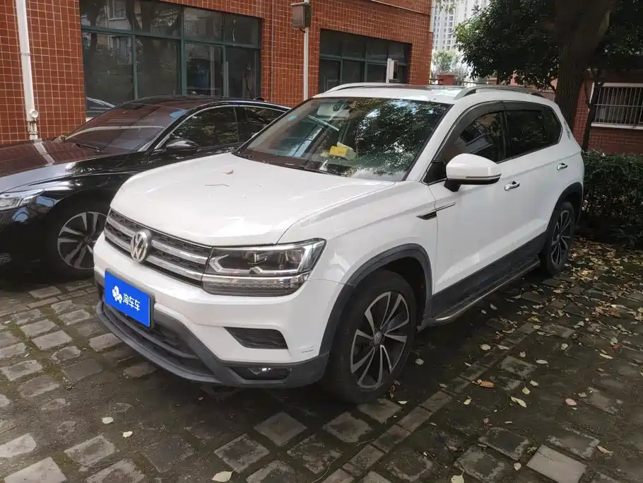 Volkswagen Tharu 2019