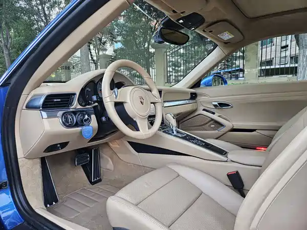 Porsche 911 2015
