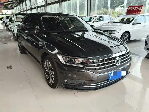 Volkswagen Sagitar 2022