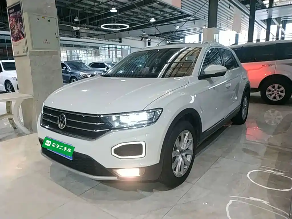Volkswagen T-Roc 2023