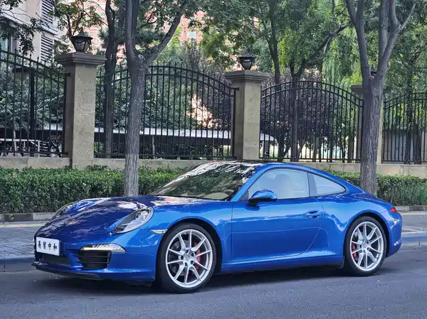Porsche 911 2015