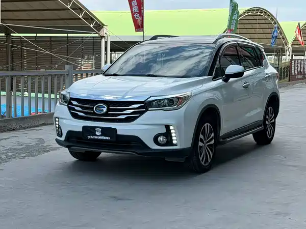 GAC Trumpchi GS4 2016