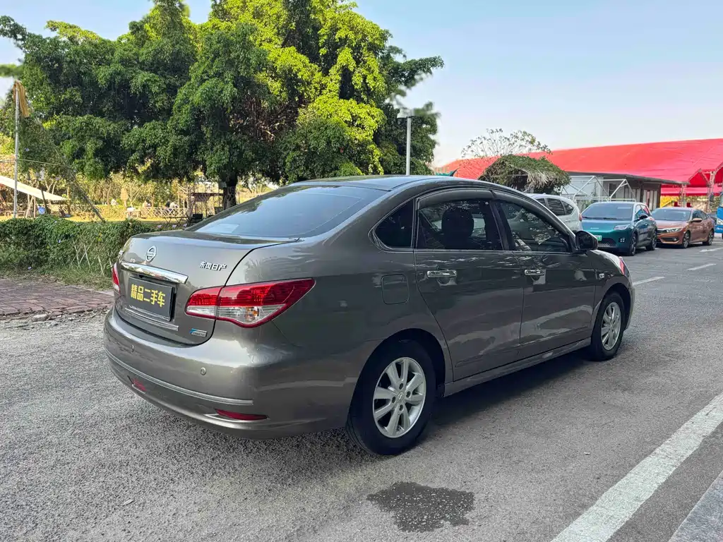 Nissan Sylphy 2018 — фото 13