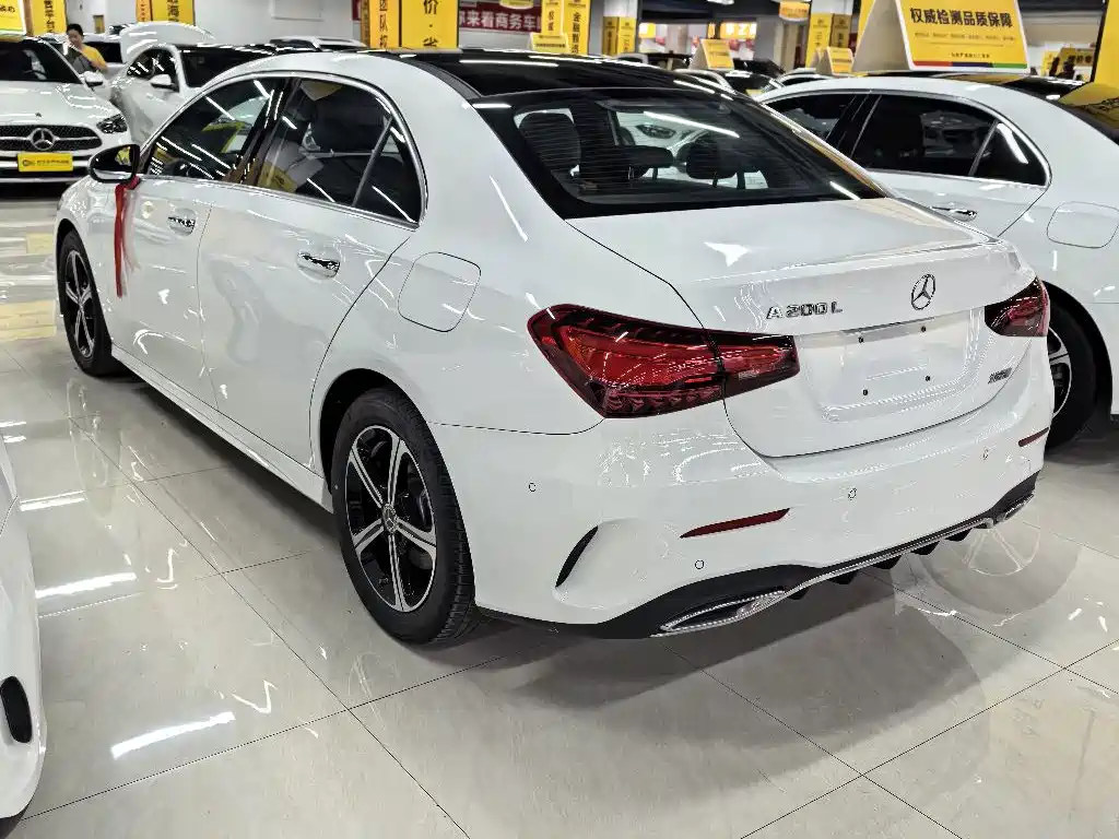 Mercedes-Benz A-Class 2023 — фото 18