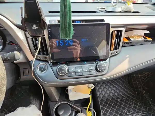 Toyota RAV4 2016