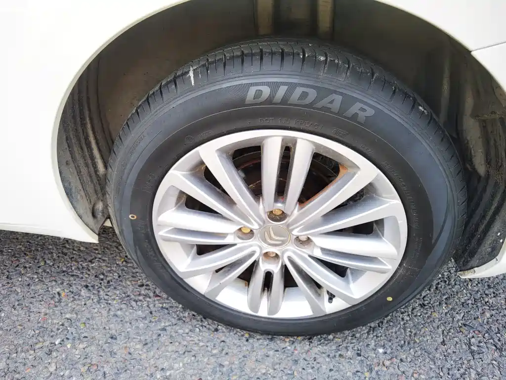 Citroën C4L 2014 — фото 10