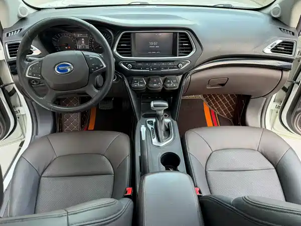GAC Trumpchi GS4 2016