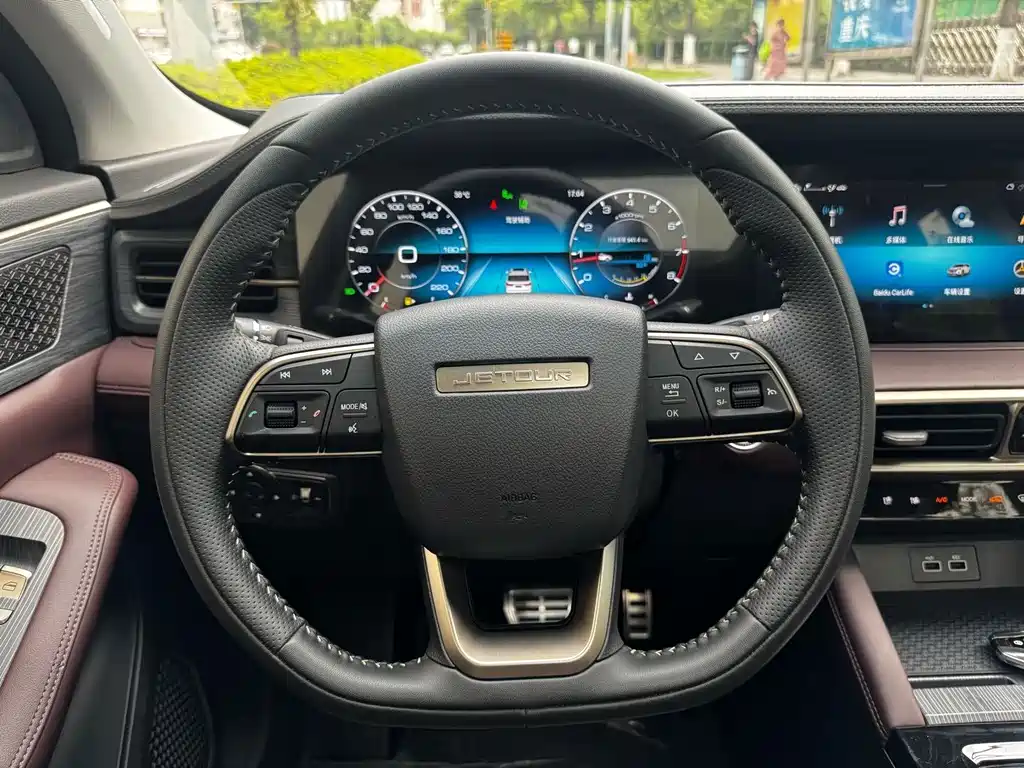 Jetour X90 PLUS 2024 — фото 17