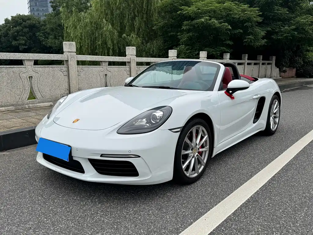 Porsche 718 2022