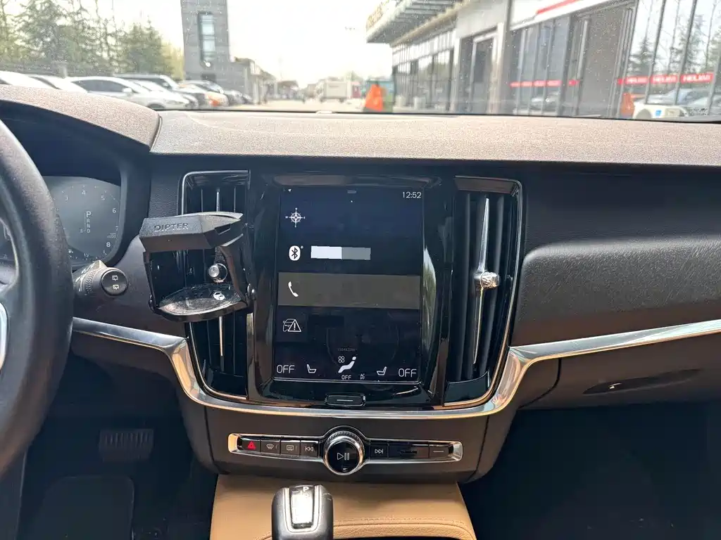 Volvo V90 2018