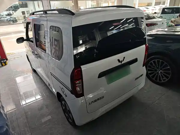 Wuling Zhiguang New Energy 2025