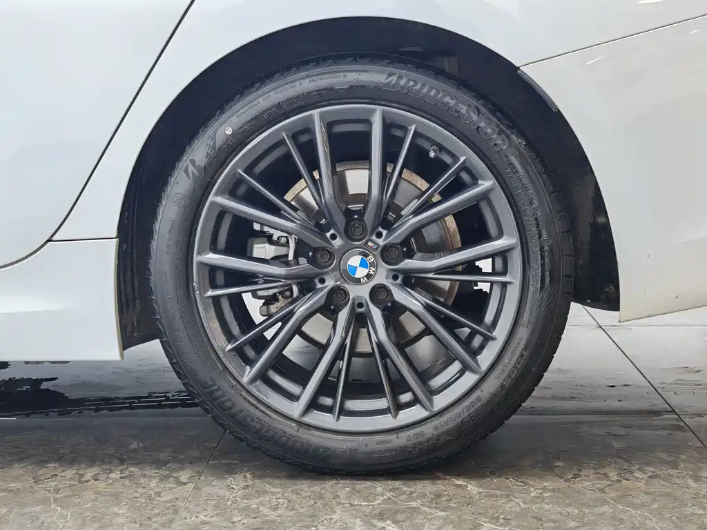 BMW 3 Series 2020 — фото 9