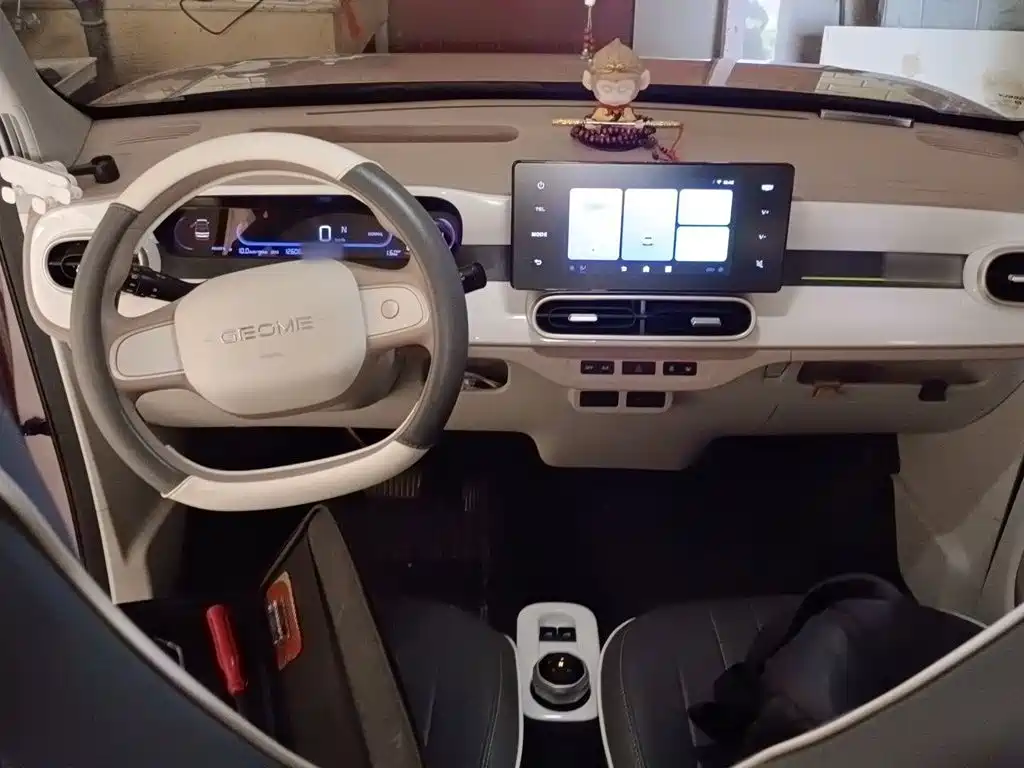 Geely Galaxy Panda 2025