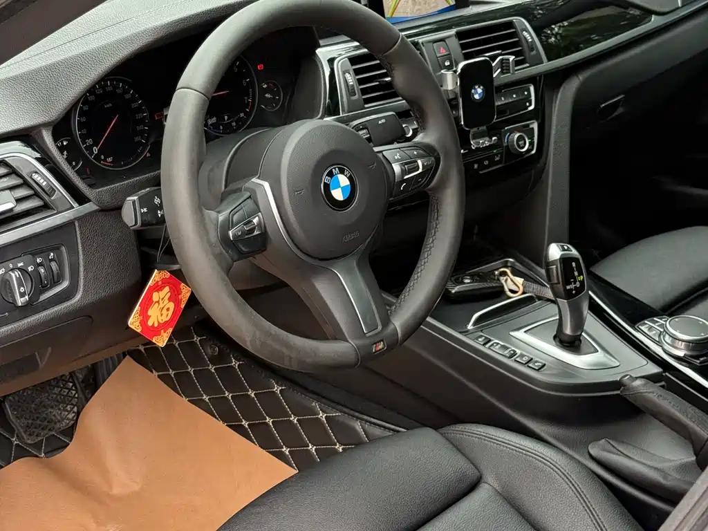 BMW 3 Series GT 2019 — фото 13