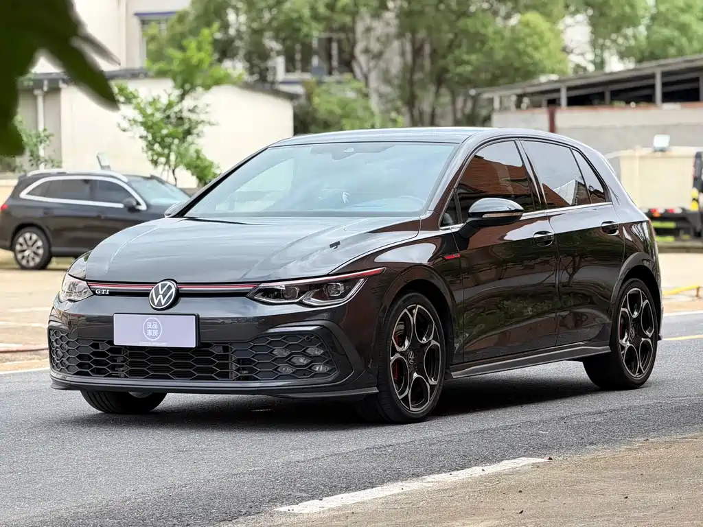 Volkswagen Golf GTI 2024