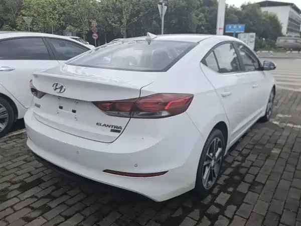 Hyundai Celesta 2016