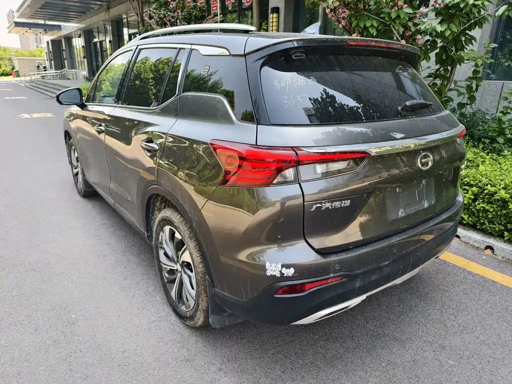 GAC Trumpchi GS4 2021 — фото 4