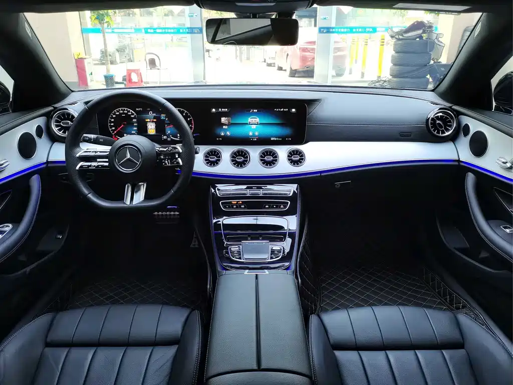 Mercedes-Benz E-Class 2023 — фото 13