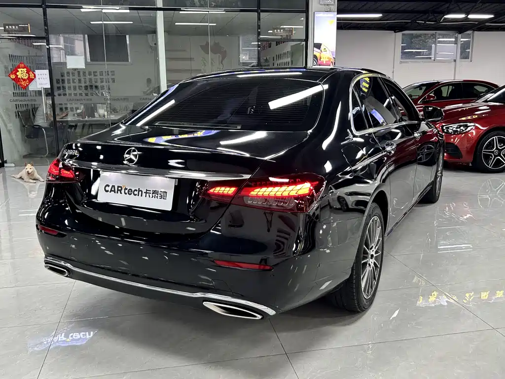 Mercedes-Benz E-Class 2023