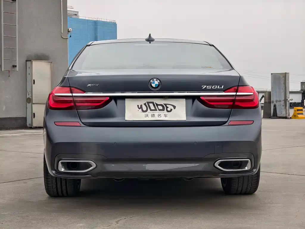 BMW 7 Series 2019 — фото 10