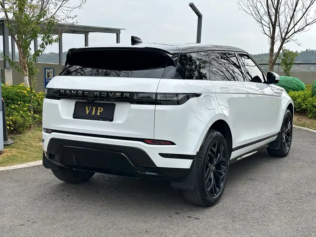 Land Rover Evoque 2022 — фото 10