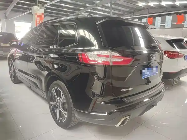 Ford Edge 2020