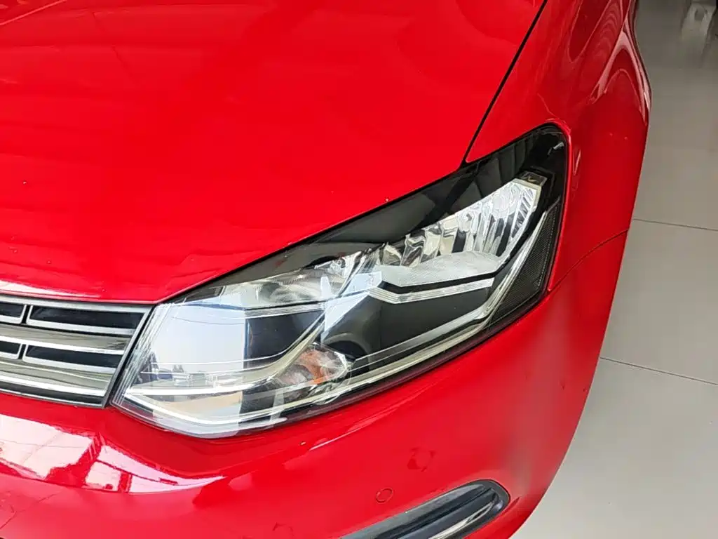 Volkswagen Polo 2014 — фото 24