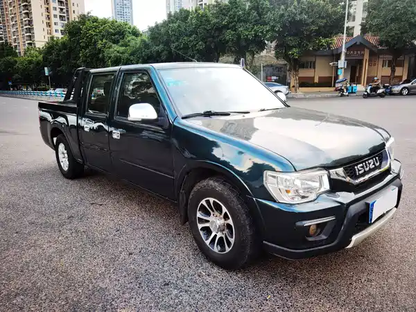 Isuzu Pickup 2016