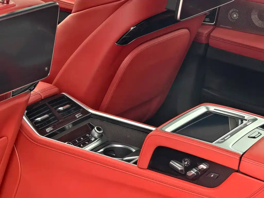BMW 7 Series 2019 — фото 24