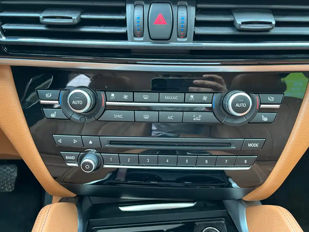 BMW X6 2018 — фото 13