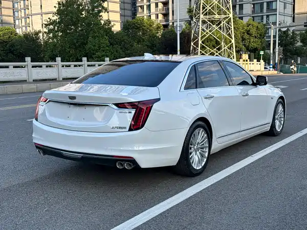 Cadillac CT6 2021