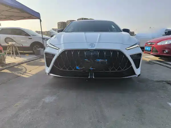 MG MG5 Scorpio 2022