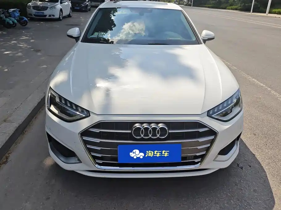 Audi A4L 2021