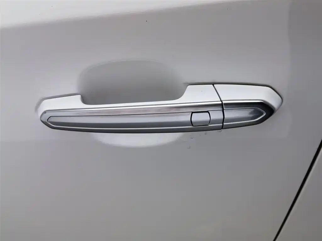 Cadillac XTS 2020 — фото 18